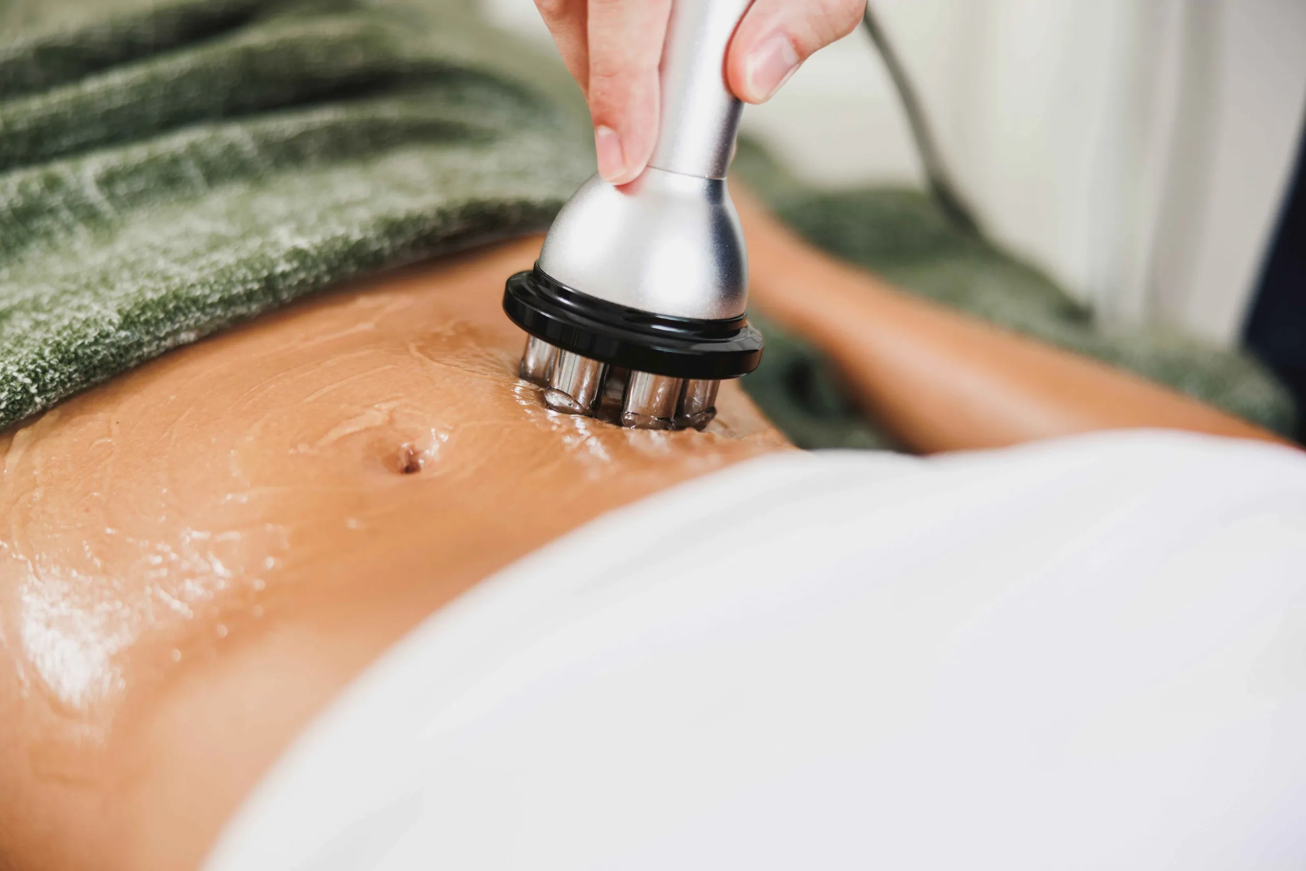 Body contouring treatment at Lavender Studio
